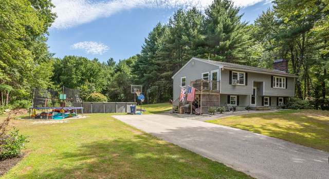 Photo of 6 Southwood Dr, Londonderry, NH 03053