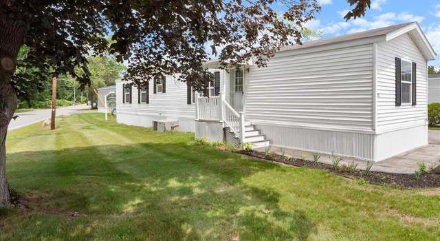 Photo of 70 Caddy Dr, Salem, NH 03079