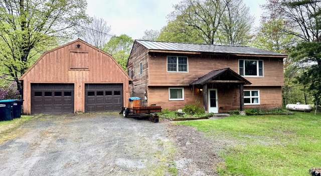 Photo of 277 Old County Rd, Plainfield, NH 03781