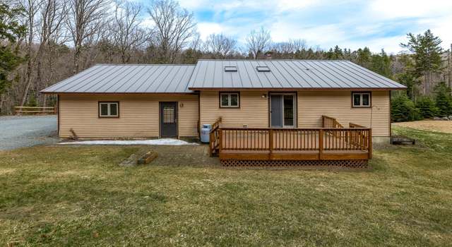 Photo of 38 Thompson Rd, Newbury, VT 05051
