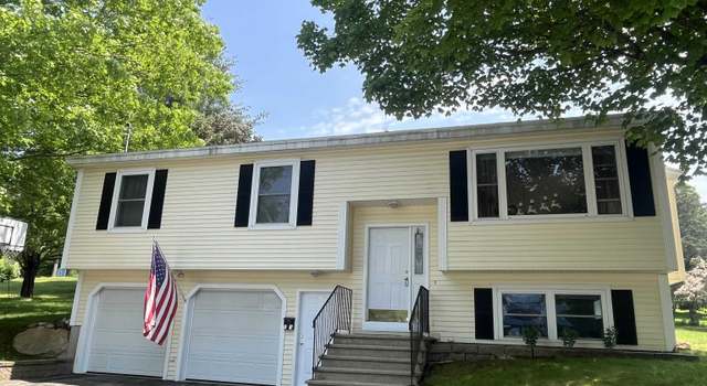 Photo of 13 Bartlett St, Allenstown, NH 03275