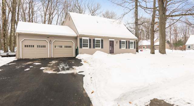 Photo of 643 Oak Cir, Colchester, VT 05446