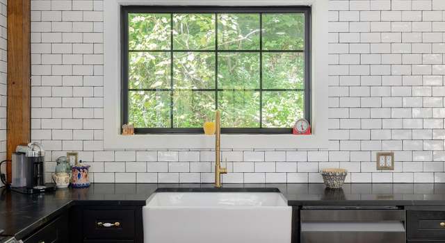 Photo of 140 Pleasant St, Williamstown, VT 05679