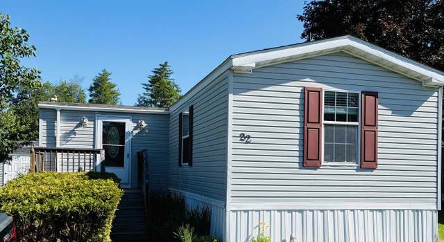Photo of 22 Monarch Dr, Concord, NH 03303