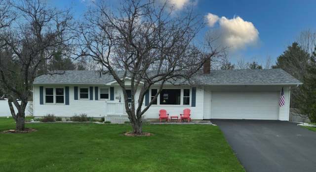 Photo of 34 Pinehurst Dr, Jericho, VT 05465