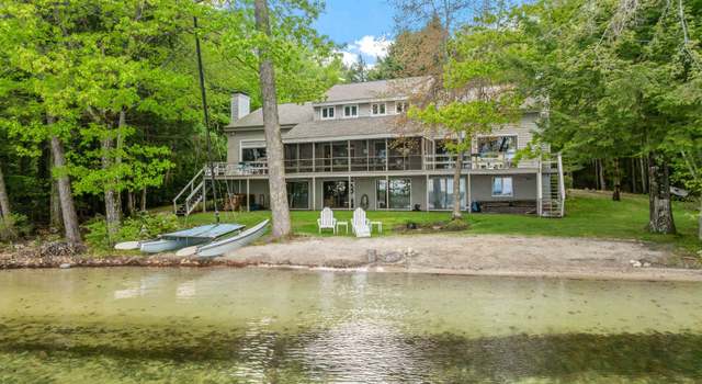 Photo of 241 Long Point Rd, Moultonborough, NH 03254