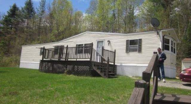 Photo of 84 Quarry Dr, Duxbury, VT 05660