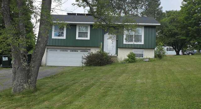 Photo of 84 Hunter St, Springfield, VT 05156