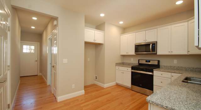Photo of 16A Angel Point Cir Unit 18A, Goffstown, NH 03045