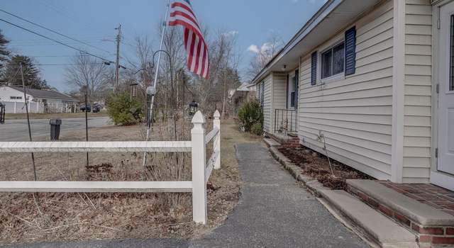 Photo of 22 Greenlay St, Nashua, NH 03063