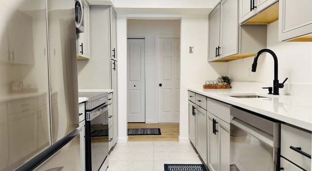 Photo of 100 Kennedy Dr #66, South Burlington, VT 05403