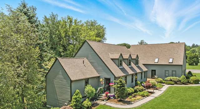 Photo of 48 Montrose Dr #48, Stratham, NH 03885