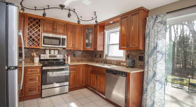 Photo of 1035 S Mammoth Rd #7, Manchester, NH 03109