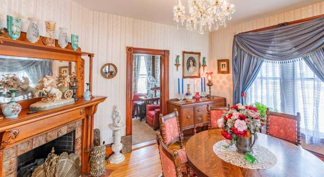 Photo of 19 Pine St, Haverhill, NH 03785