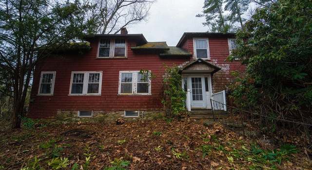 Photo of 11 Sunset Ave, Hampstead, NH 03841-0535