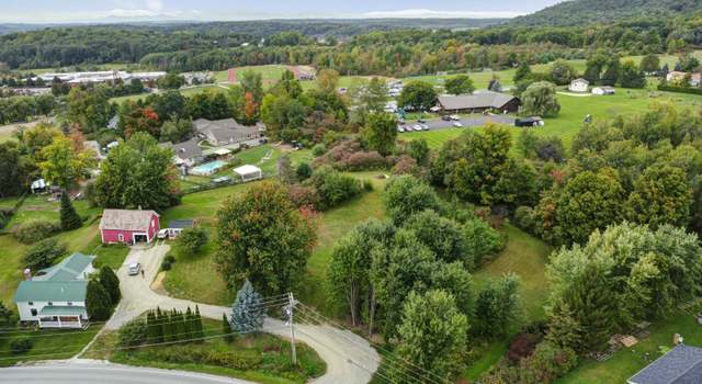 Photo of 201 Richmond Rd, Hinesburg, VT 05461
