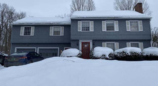 Photo of 320 Mount Vernon St, Newport City, VT 05855