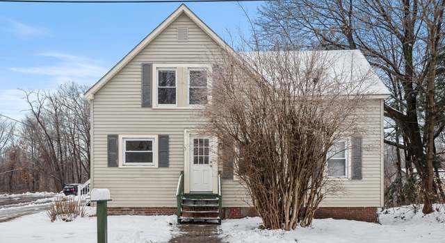 Photo of 2 Simpson Ave, Pembroke, NH 03275