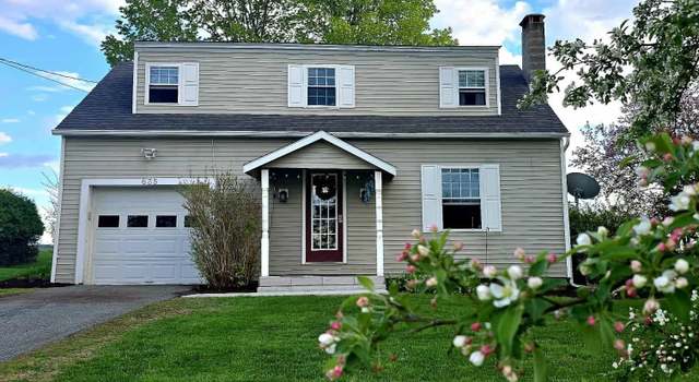 Photo of 635 Elm St, Derby, VT 05830