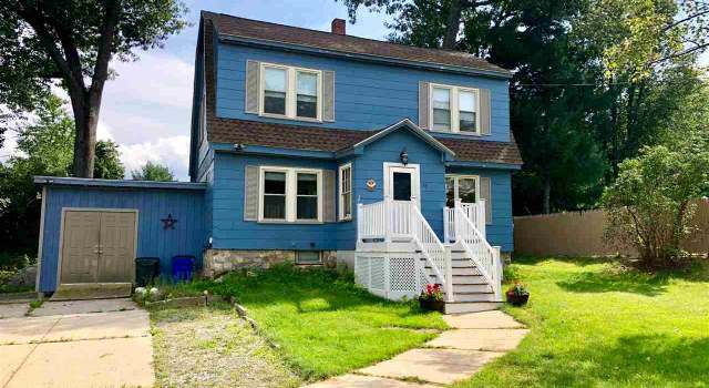 Photo of 17 Desaulnier St, Goffstown, NH 03102