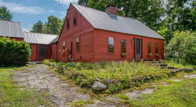 Photo of 15 Iron Works Rd, Effingham, NH 03882