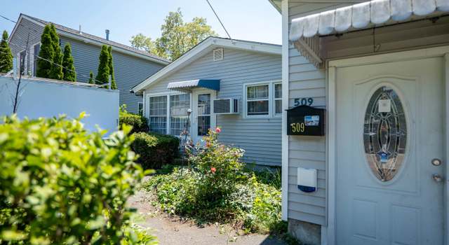 Photo of 509 Cedar St, Manchester, NH 03103