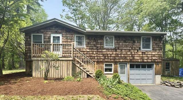 Photo of 111 Norton Rd, Kittery, ME 03904