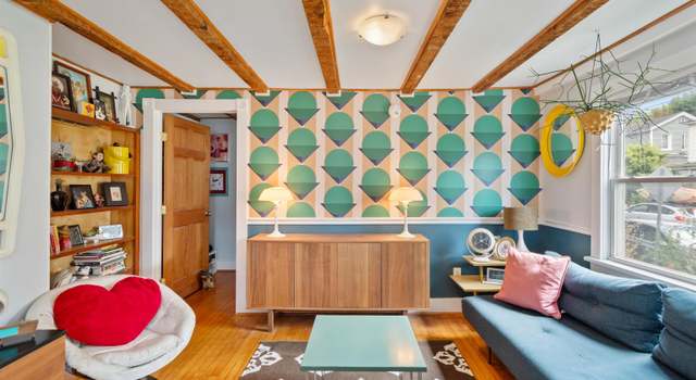 Photo of 122 Maple St #1, Burlington, VT 05401