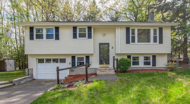 Photo of 3 Roundtree Dr, Merrimack, NH 03054