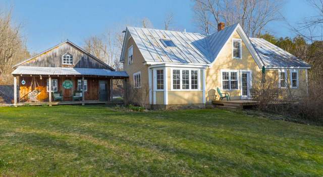 Photo of 51 Hook Rd, Chelsea, VT 05038