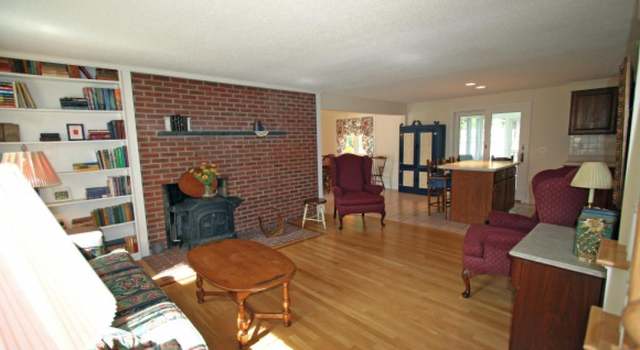 Photo of 58 Palamino Ln, Bedford, NH 03110