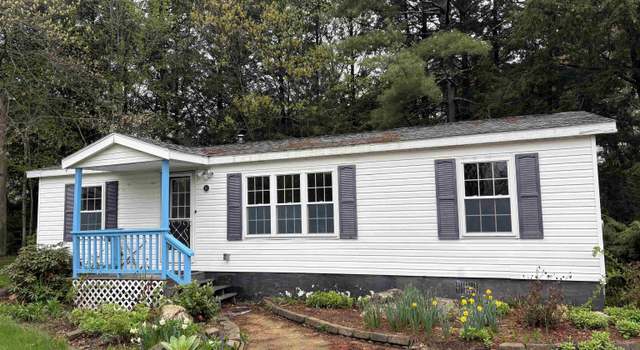 Photo of 10 Lilac Ln, Belmont, NH 03220