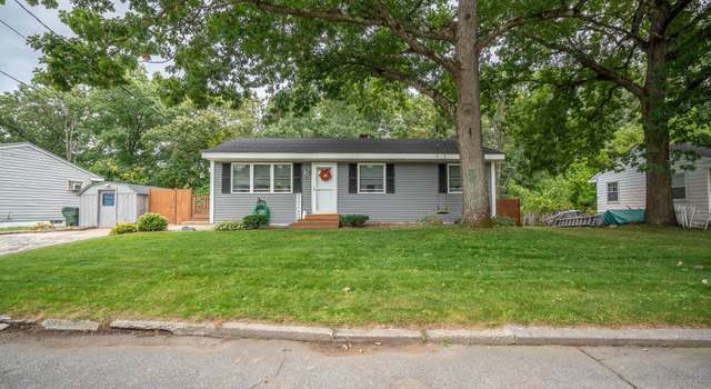 Photo of 39 Kings Ct, Manchester, NH 03103