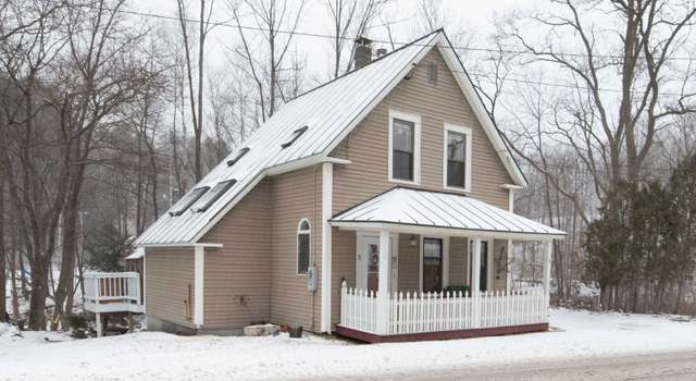 Photo of 43 Andover St, Ludlow, VT 05149