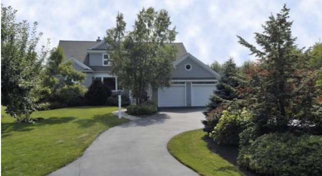 Photo of 94 Linden Rd, Hampton Falls, NH 03844