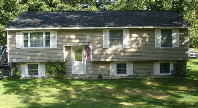 Photo of 23 Greenfield Dr, Merrimack, NH 03054
