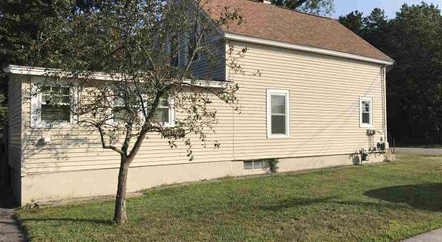 Photo of 39 Pine Hill Ave, Nashua, NH 03064-1347