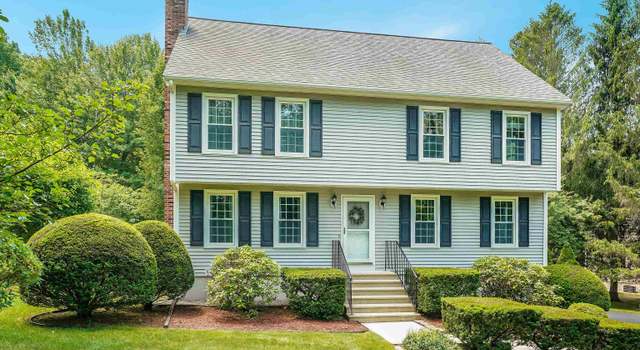 Photo of 7 Jay Dr, Londonderry, NH 03053