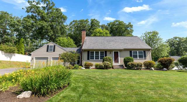 Photo of 401 Woodcrest Ct, Manchester, NH 03109