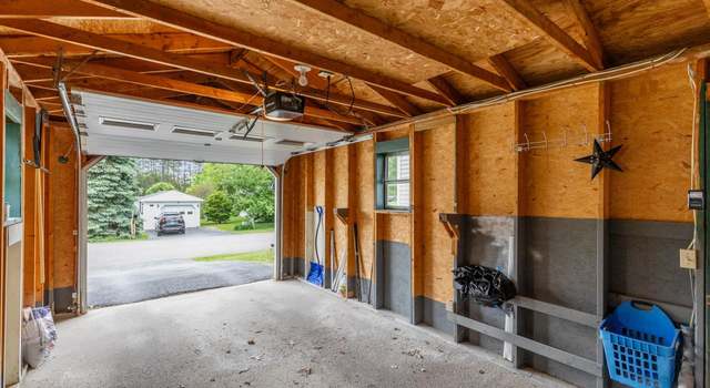Photo of 223 Stonehill Rd, Williston, VT 05495