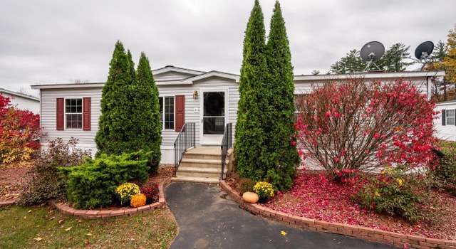 Photo of 35 Seneca St, Rochester, NH 03867