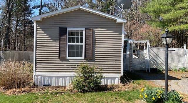 Photo of 25 Fox Cross Ln, Northwood, NH 03261
