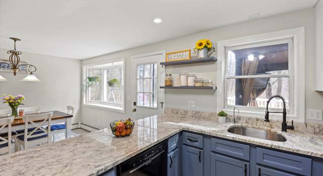 Photo of 47 Wiley Hill Rd, Londonderry, NH 03053