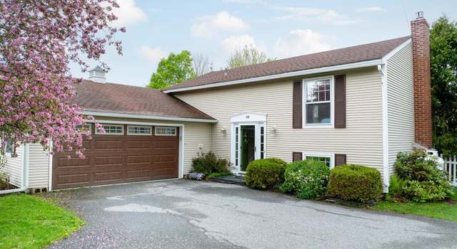 Photo of 26 Cherrywood Dr, Barre Town, VT 05641