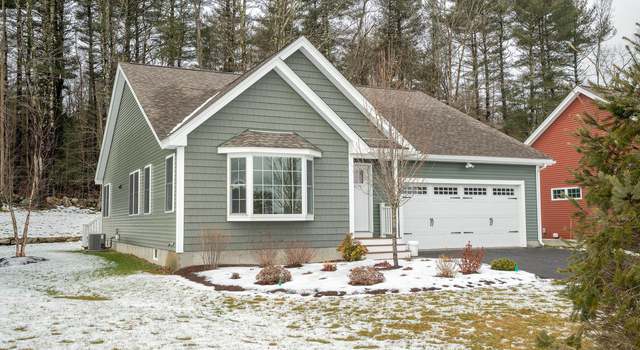 Photo of 38 Three Ponds Dr, Brentwood, NH 03833