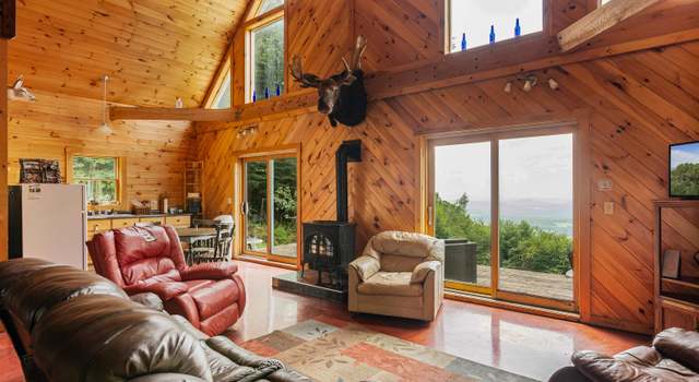 Photo of 942 Deer Run Ln, Enosburg, VT 05450