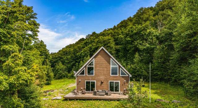 Photo of 942 Deer Run Ln, Enosburg, VT 05450