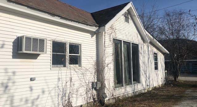 Photo of 115 River St, Wallingford, VT 05773