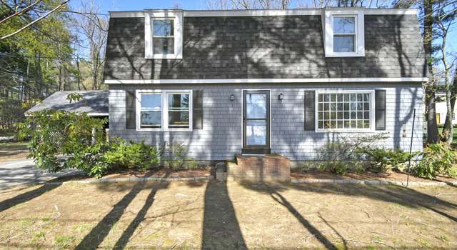 Photo of 2 Mankill Brook Rd, Plaistow, NH 03865