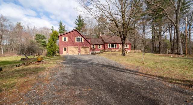 Photo of 66 Powwow River Rd, East Kingston, NH 03827